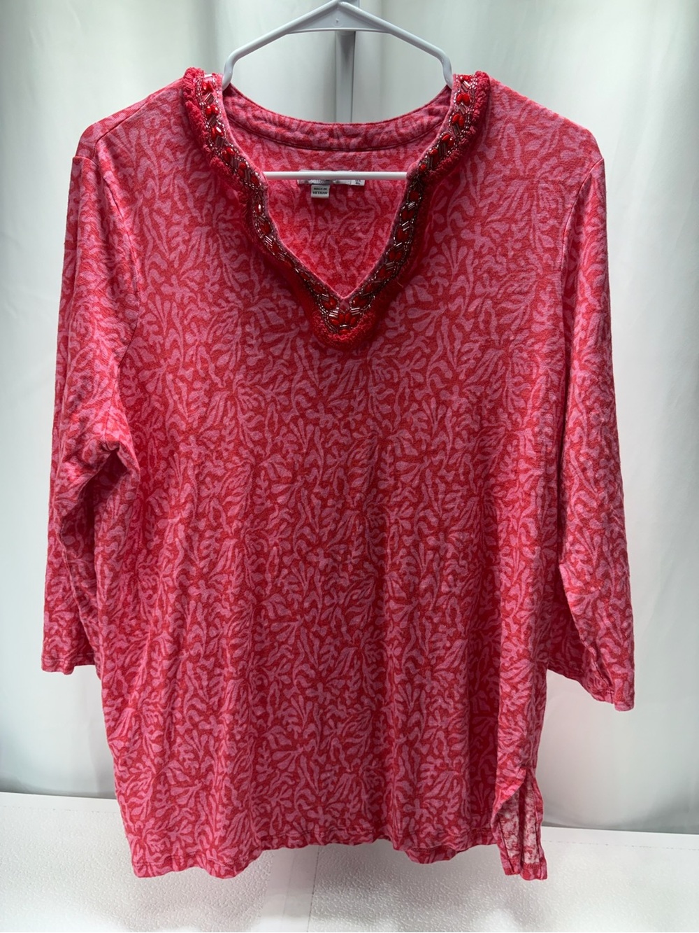 Chico's Pink Coral Beaded V-Neck Pullover 4357